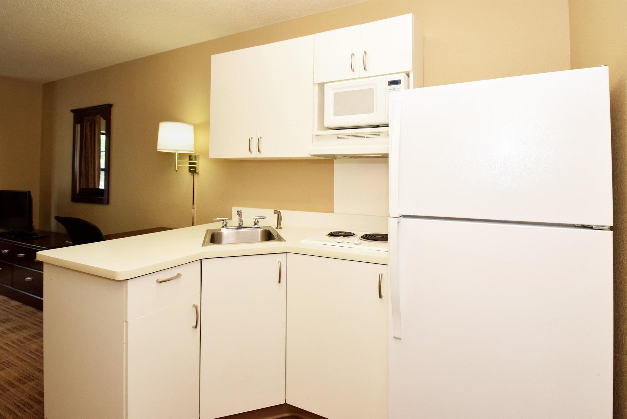 Extended Stay America Suites - Santa Barbara - Calle Real Goleta Eksteriør billede