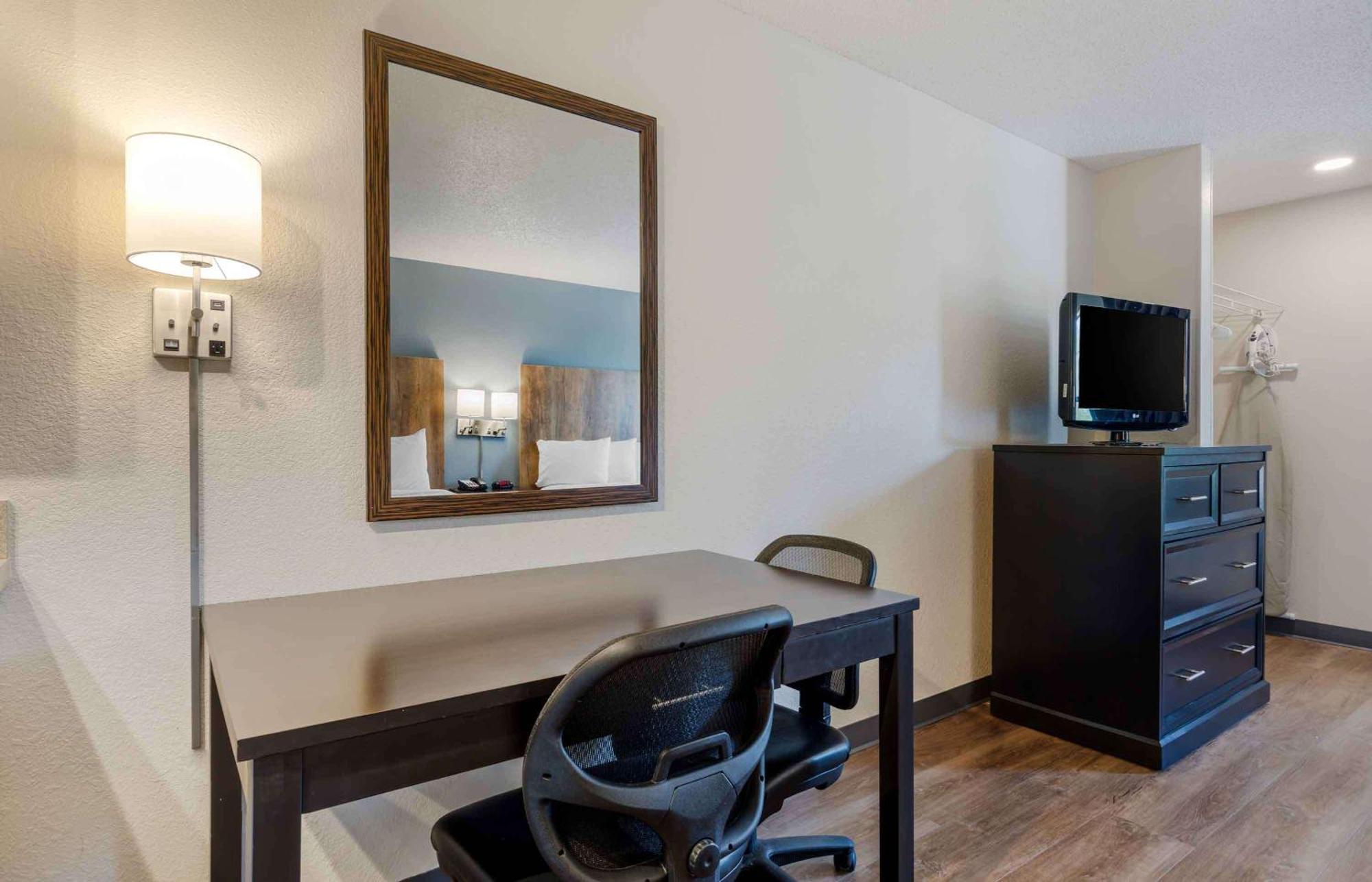 Extended Stay America Suites - Santa Barbara - Calle Real Goleta Eksteriør billede