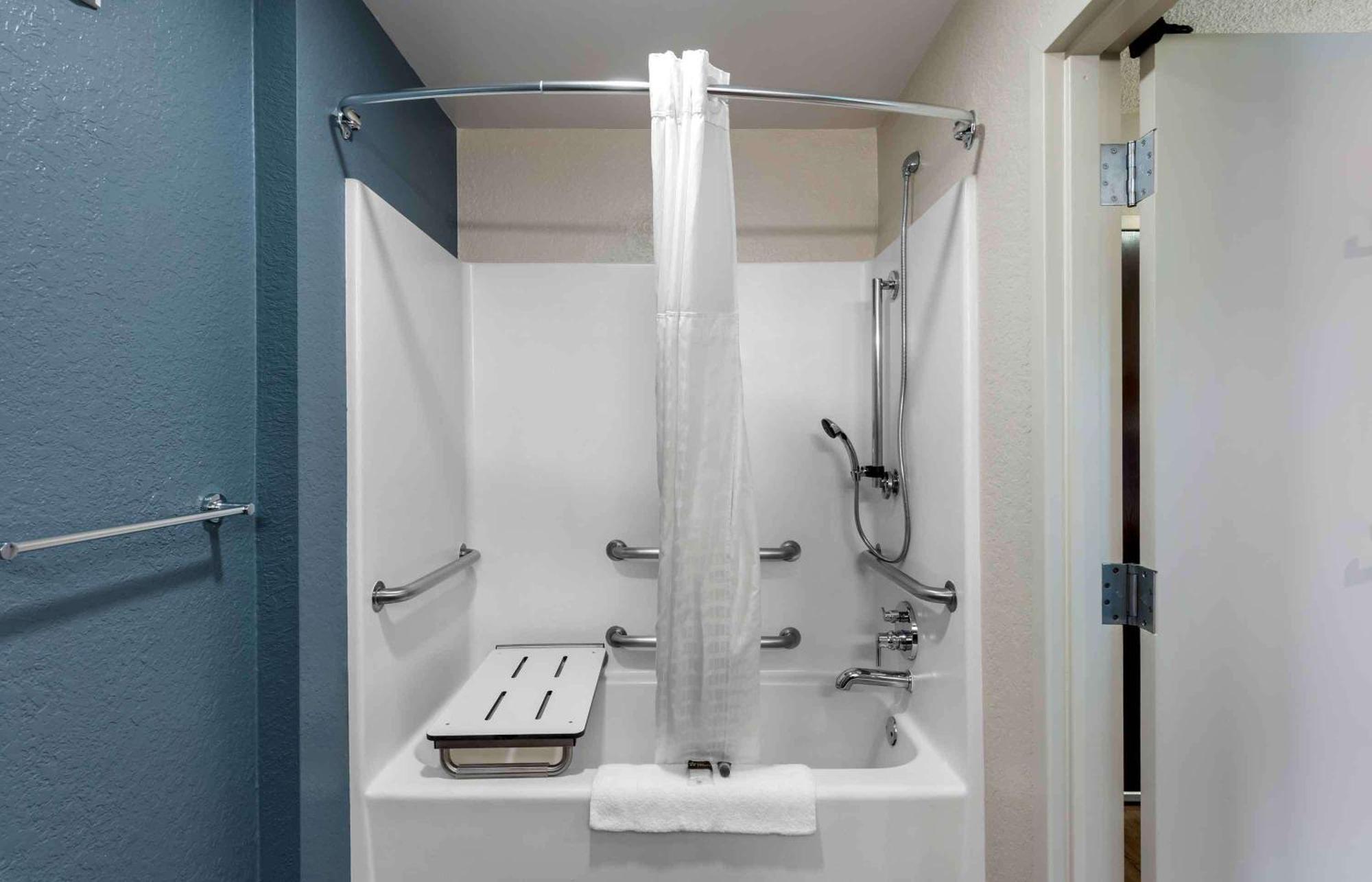 Extended Stay America Suites - Santa Barbara - Calle Real Goleta Eksteriør billede