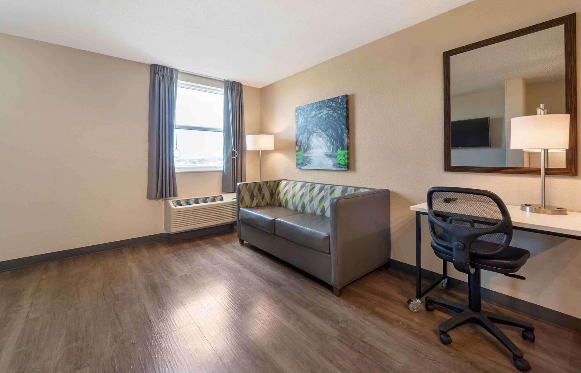 Extended Stay America Suites - Santa Barbara - Calle Real Goleta Eksteriør billede